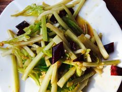 炝拌小芹菜-那啥餐厅(富乐大街店)