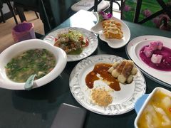 -忘忧草融合私房菜(红鼎国际店)