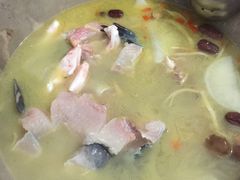 -姚记抚仙湖野生菌石锅鱼庄