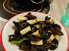 -毛辣果·贵州红酸汤牛肉火锅(西单店)