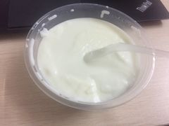 -黄师奶甜品店