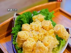 -毛辣果·贵州红酸汤牛肉火锅(西单店)