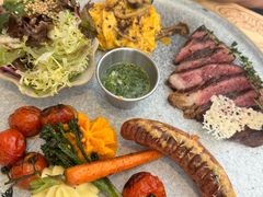 -Mark&Mars Restaurant