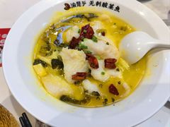 -渝是乎川渝小炒(新世界百货望京店)