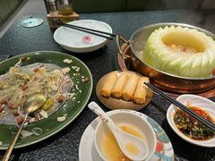 -得意咚瓜·顺德鱼生·冬瓜火锅(深圳首店)