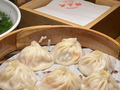 -馋三尺蟹粉小笼(人民广场店)