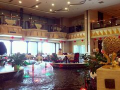 -碧中海汤泉汗蒸酒店