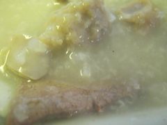 里面好像就是肝脏和海鲜好像是-伍湛记 · 广州老字号(龙津中路店)