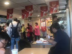 大堂-麦当劳(军博店)