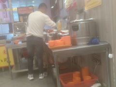 -乡党臊子面(丰庆公园店)