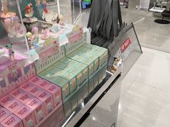 -泡泡玛特POPMART(侨福芳草地店)