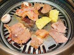 -梨花自助烤肉(西三旗万象汇黑金店)