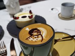 -潮一不贰·法式甜品·生日蛋糕·西式简餐(外滩店)