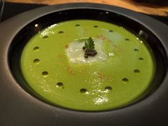 西葫芦瓜汤配扇贝刺身及黑鱼子酱-AZUL by FUEL蓝色·法式酒馆(琶醍店)