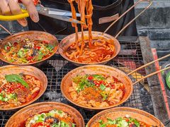 -拈签一笑黄牛肉辣卤串串