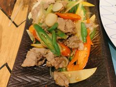 酸木瓜炒牛肉-紫滇源云南生态菜(丹凤街店)