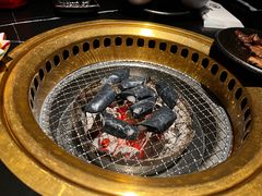 -山川小町·极番烧肉(新地假日广场店)