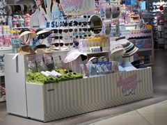 -名创优品(湖南长沙市银盆岭万达店)
