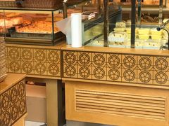 -昆明冠生园·蛋糕·面包(朗悦湾店)