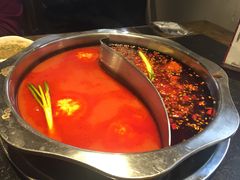 -纸盐河码头火锅(十八梯店)