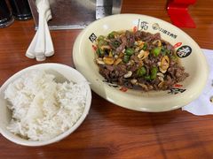 -何永光123鲜牛肉馆(1号店)