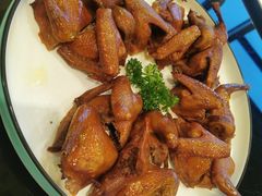 脆皮乳鸽-新南华大酒店(广中店)