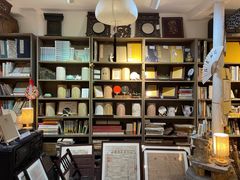 -邊城書店