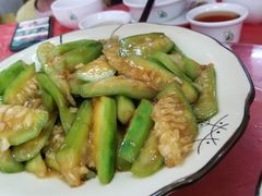 清炒丝瓜-银峰农庄·特色烧鸡·鲜无花果浸鸡