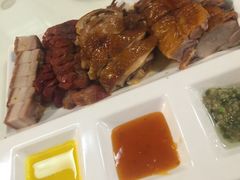 -新大咀港式茶餐厅(宝山万达店)