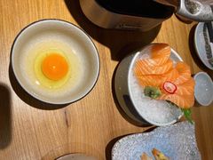 三文鱼刺身-初居食屋日式料理(万象城购物中心店)