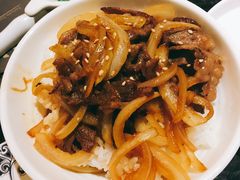 牛肉盖饭-财神日本料理(广州街总店)