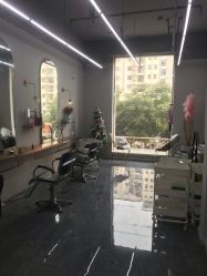 -茶发Salon·烫发染发理发