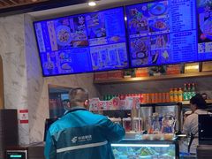 -西部马华清真兰州牛肉面·烧烤夜市(三里河店)