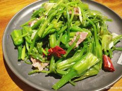 -洱海人家餐厅(仙足岛店)