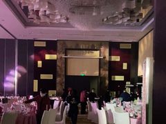 -广州花都皇冠假日酒店