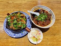 -杨三娘跷脚牛肉(羊子山西路店)