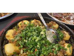-蚝美人·生蚝海鲜烧烤(茶花园店)