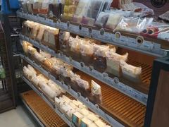 -全家便利店(虹桥路四店)