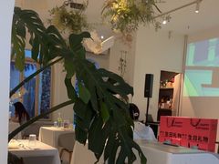 -春树下·树屋花房西餐厅(罍街AS1980店)