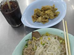 -榮泰米粉湯(Left Shop)