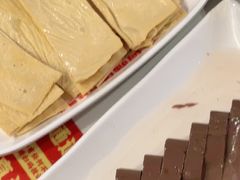 -何师傅美蛙鱼头(汉街店)