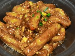 咸鱼鸡丁茄子煲-潮堂(环球金融中心店)