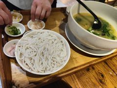 秀才米线-茶花妹子云南餐厅(北大店)