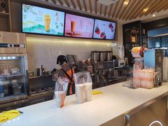 -CoCo都可(银泰店)