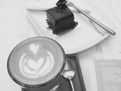 -UNI UNI(环亚凯瑟琳店)