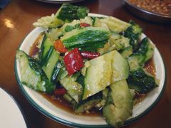 拍黄瓜-曹丞相·地锅鸡·地锅鱼(武林店)