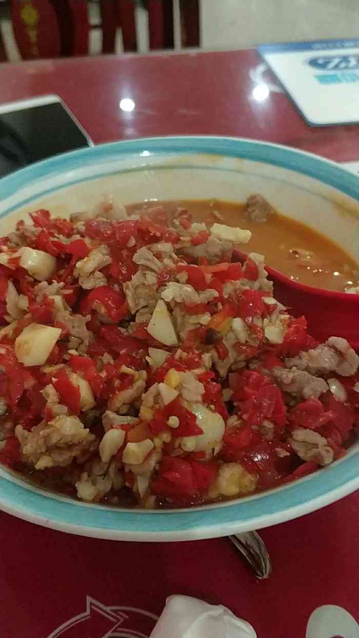 打分 嫩嫩的猪肉加上剁椒,肉切的很碎,70分吧