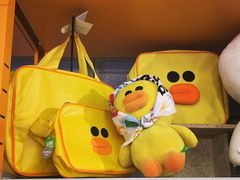 -LINE FRIENDS Garosu-gil Flagship Store