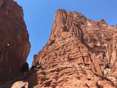 -天山神秘大峡谷