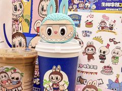 -瑞幸咖啡(新理想大厦店)